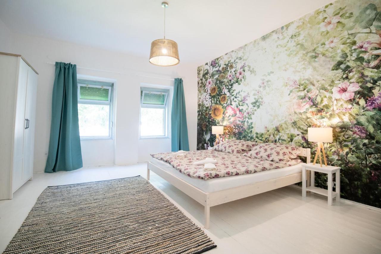 Natura Apartman Tiszafuered Экстерьер фото